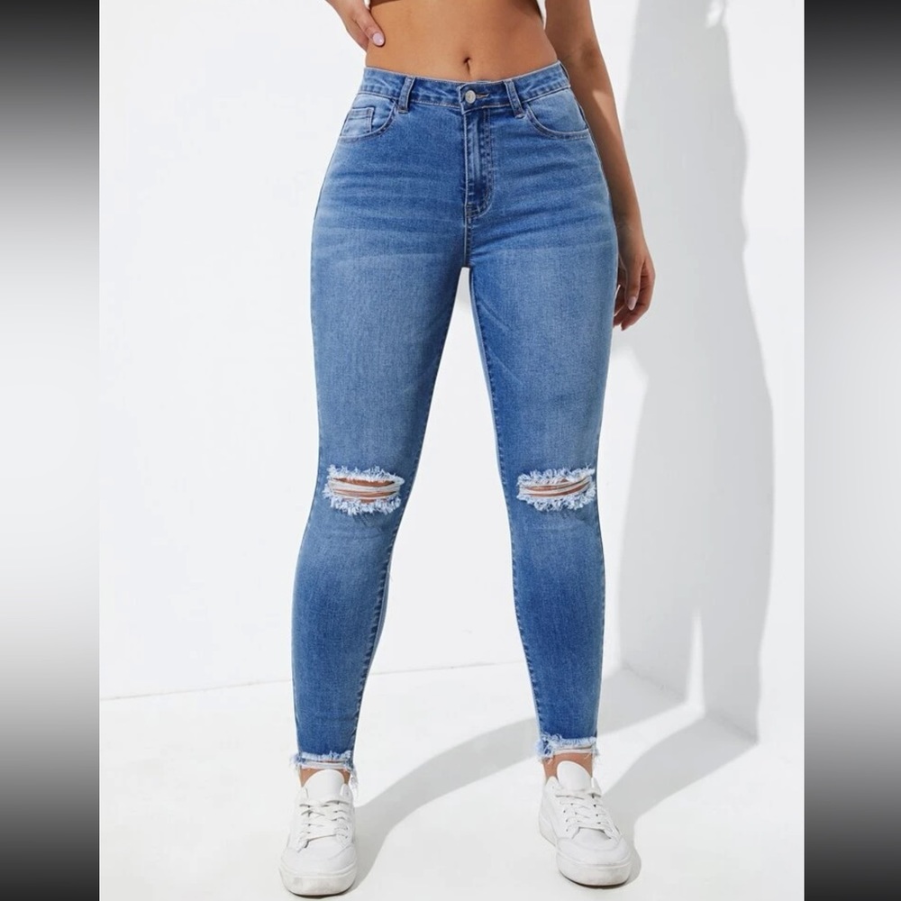 Distressed jeans blue jeans ripped jeans denim nwt